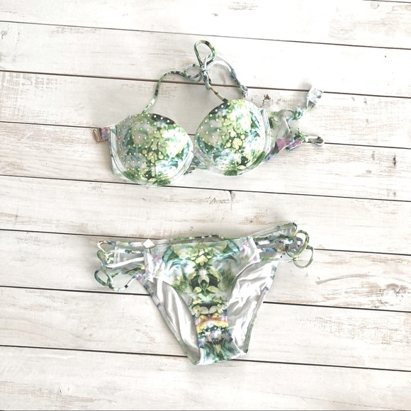 Victoria's secret the knockout bikini set - Picture 1 of 6